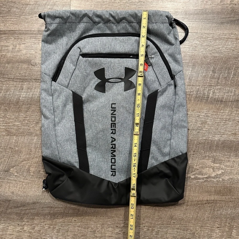 Under Armour Black and Gray Backpack cinch sack duffle bag